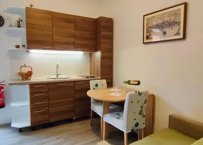 Daire Apartma Gust Koper